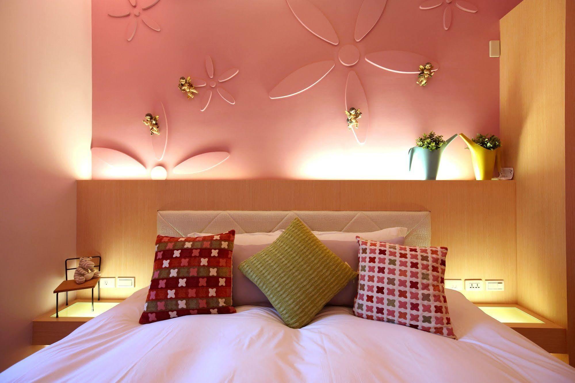 Queen Love Homestay Hualien stad Exteriör bild